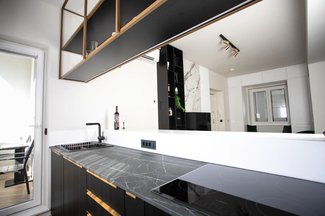 Prestigious Downtown Apartment Split Exteriör bild